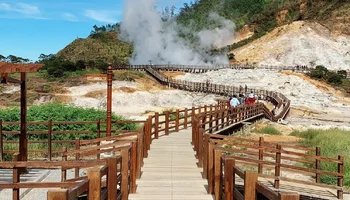 Kawah Sikidang